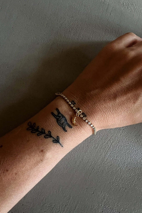 SYLVIA ARMBAND GOUD